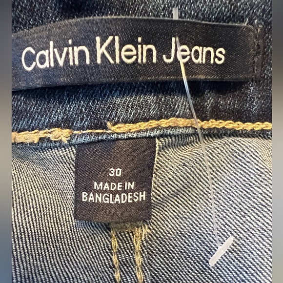 NWT Calvin Klein Jeans High Rise Denim Shorts Stretch Size 30 Blue - Picture 6 of 8